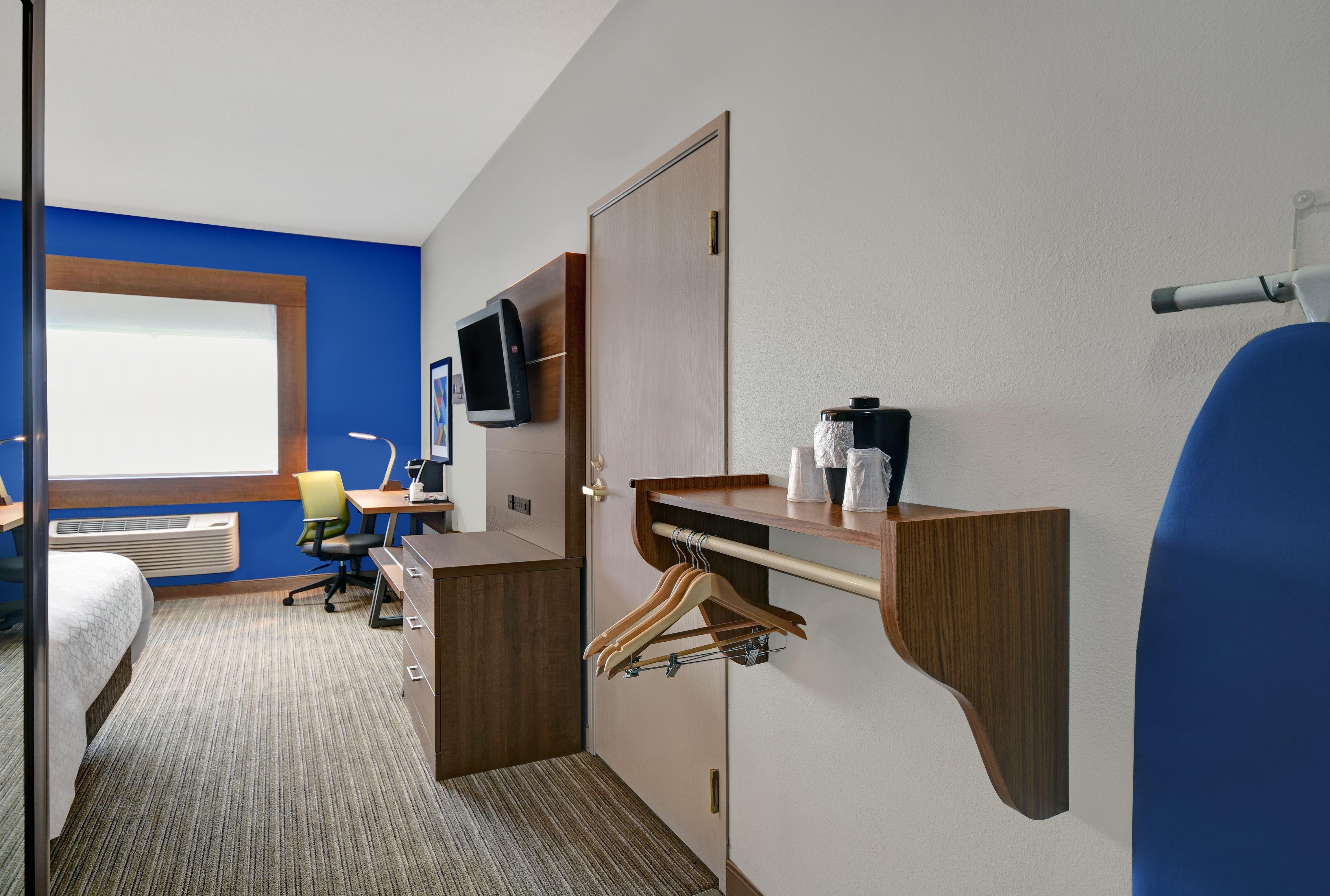 Holiday Inn Express Adrian By Ihg Exterior foto