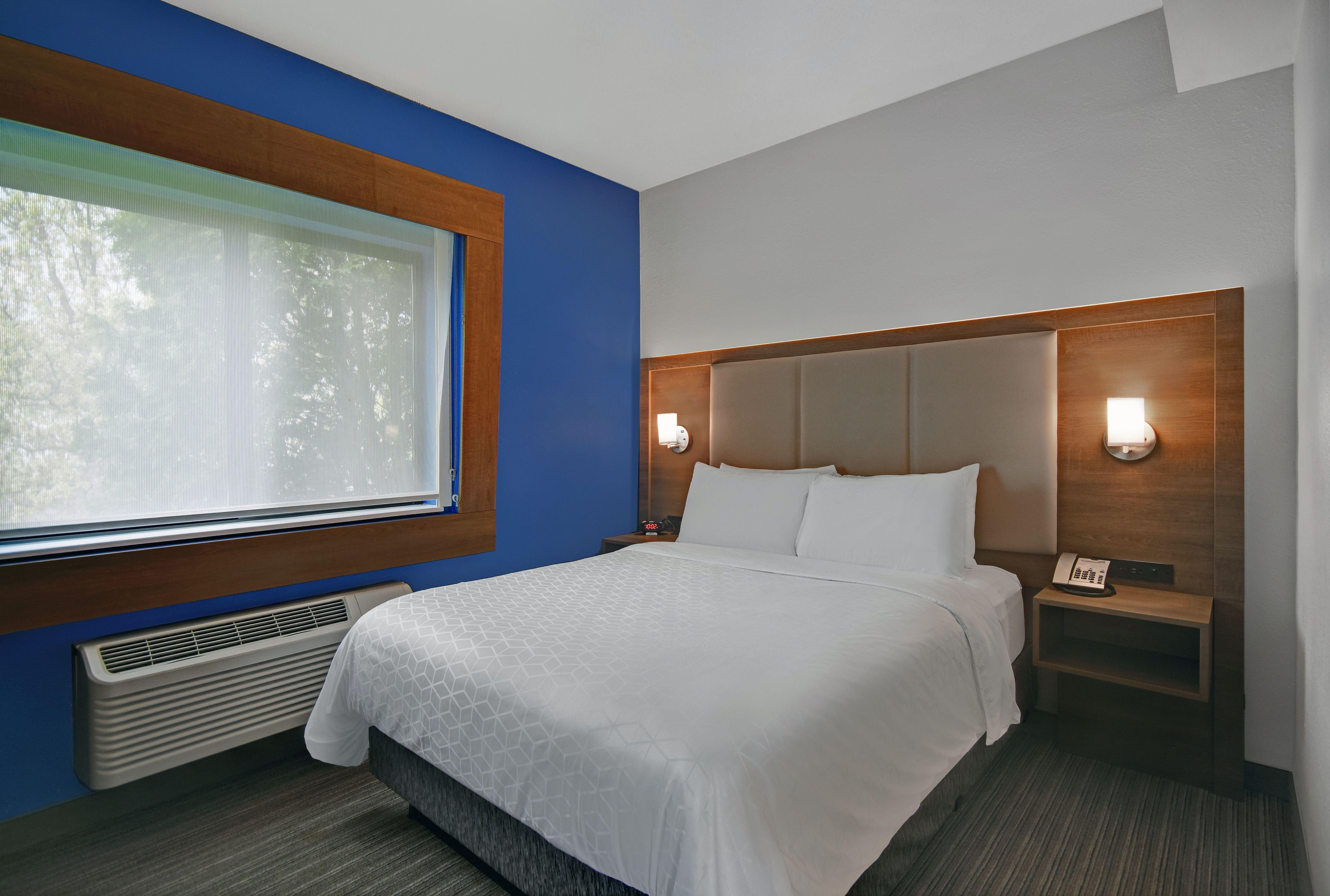 Holiday Inn Express Adrian By Ihg Exterior foto